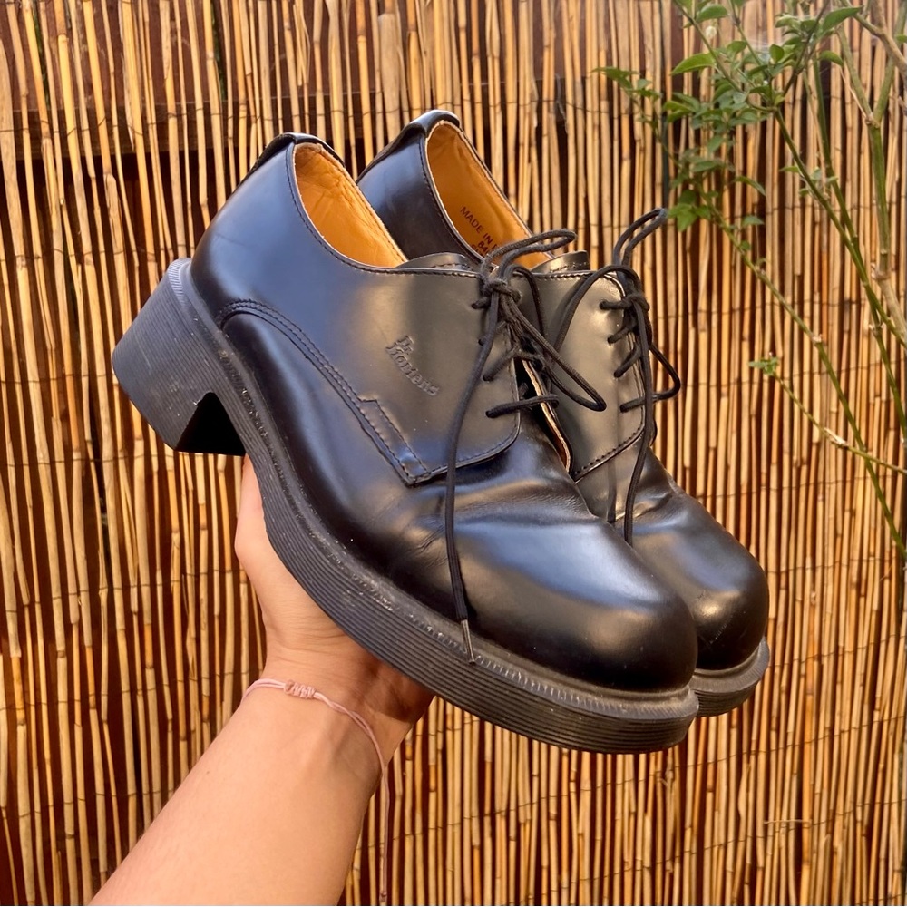 chunky heel platform dr martens oxfords size 9.5